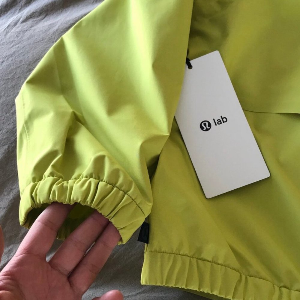 lululemon Lab Waterproof Shell - Picture 12 of 13